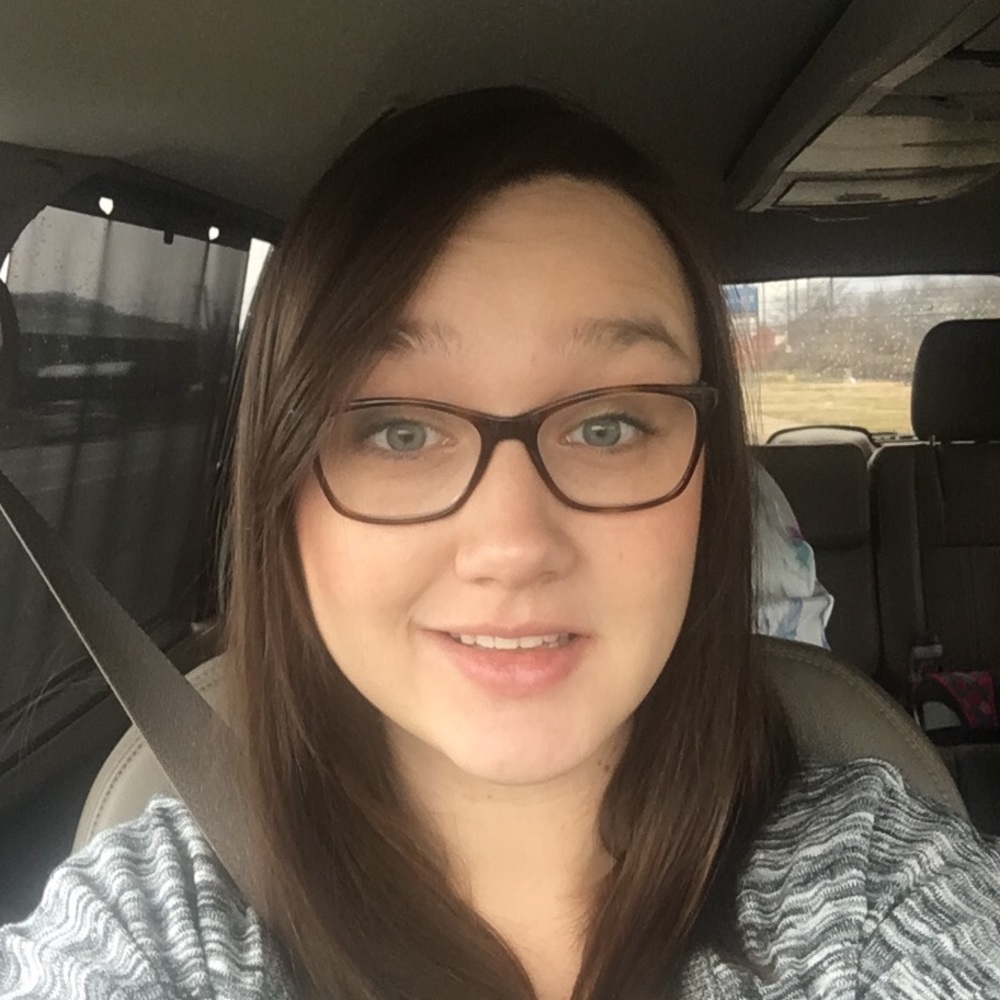 Meet your Posher, Crystal